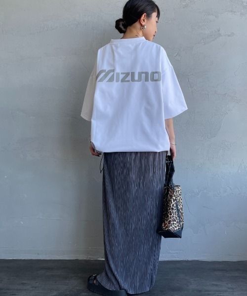 MIZUNO（ミズノ　）の「【WEB先行予約】[MIZUNO/ミズノ] 別注 ドローコード付き バックプリントTシャツ（Tシャツ/カットソー・レディース・ブラック/グレイッシュベージュ/ホワイト・XL/L/M/S）」の19枚目の写真