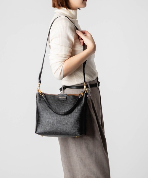 GIANNI CHIARINI(ジャンニ キアリーニ)の「GIANNI CHIARINI ARETHA ジャンニ キアリーニ アレサ S ハンドバッグ(ハンドバッグ・レディース・ホワイト系1/ブラック系1・FREE)」の1枚目の写真