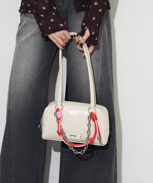 GRAIN（グレイン）の「【GRAIN/グレイン】配色レザーチェーンボストンバッグ（トートバッグ・レディース・ブラウン/ブラック/アイボリー・FREE）」の2枚目の写真