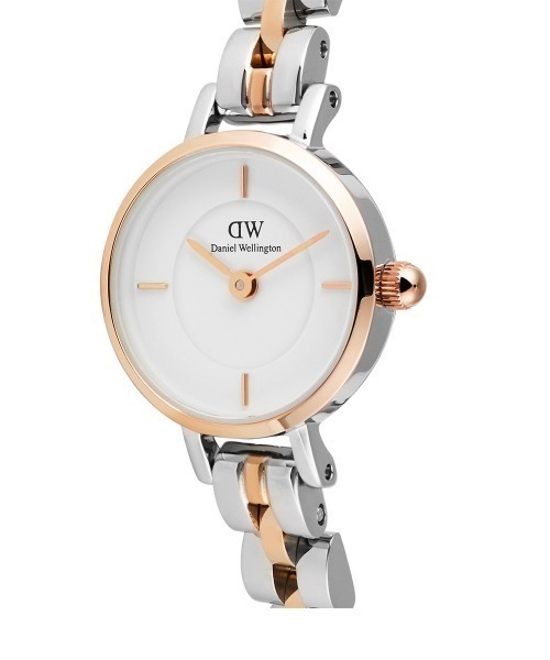Daniel Wellington(ダニエルウェリントン)の「Petite Mini 3-Link Two Tone レディース腕時計 ローズゴールド/ゴールド(アナログ腕時計・レディース・ピンクゴールド/イエローゴールド・ONE SIZE)」の4枚目の写真