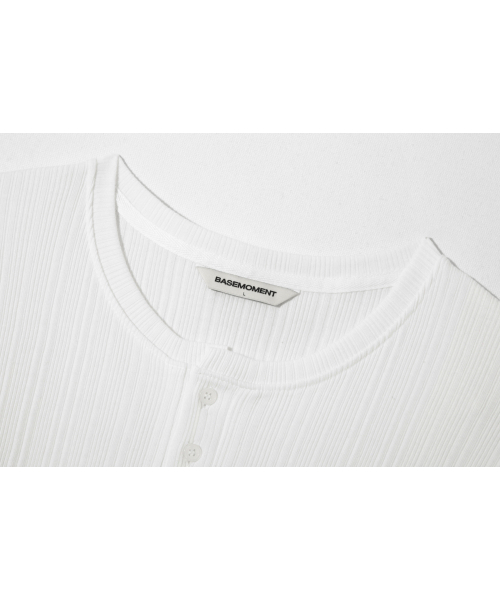 BASEMOMENT(ベースモーメント)の「イレギュラーリブヘンリーネックTシャツアイボリー(Tシャツ/カットソー・メンズ・その他・LARGE/MEDIUM)」の7枚目の写真