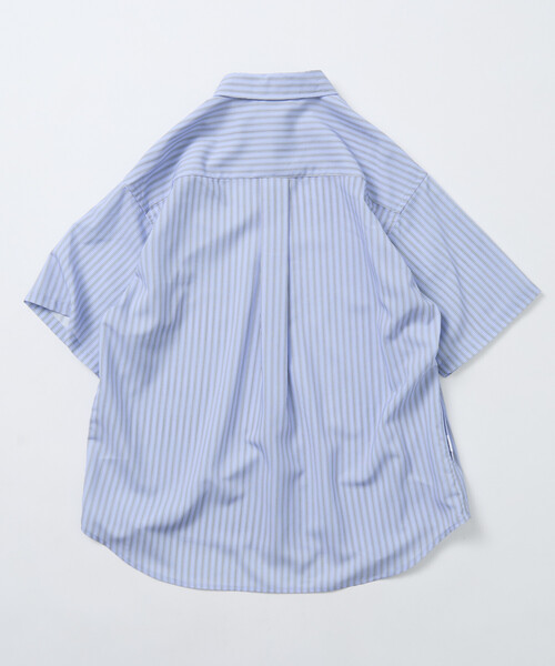 FREAK'S STORE(フリークスストア)の「限定展開 AiRide/エアライド リラックスフィット ショートスリーブ レギュラーカラー シャツ/ポケッタブル/吸水速乾/UVカット(シャツ/ブラウス・メンズ・チャコールグレー/ブラック/ネイビー/ブルー系その他/グレイッシュベージュ・LARGE/MEDIUM/SMALL)」の18枚目の写真