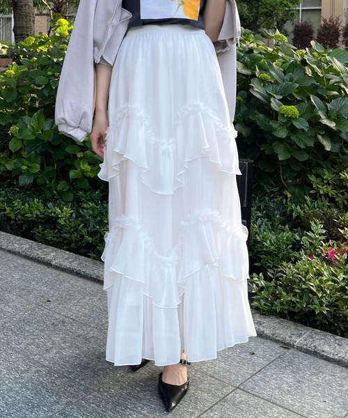 AND COUTURE(アンドクチュール)の「ティアードチュールスカート(スカート・レディース・オフホワイト/ブラック・MEDIUM/SMALL)」の6枚目の写真