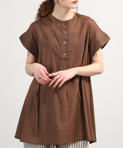 OMNES（オムネス）の「コットンボイル フレンチスリーブフレアシャツ（シャツ/ブラウス・レディース・ホワイト/ベージュ/ブラウン・FREE）」の13枚目の写真