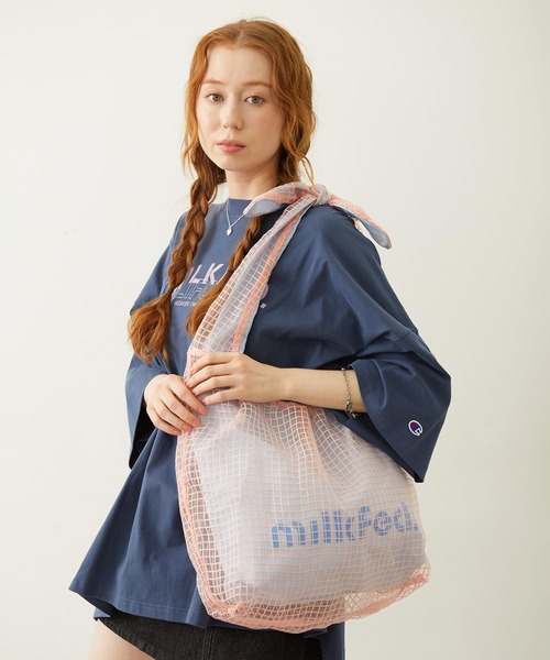 MILKFED.(ミルクフェド)の「SHEER PLAID TOTE(トートバッグ・レディース・ブラック/ライトピンク/ライトブルー・ONE SIZE)」の3枚目の写真