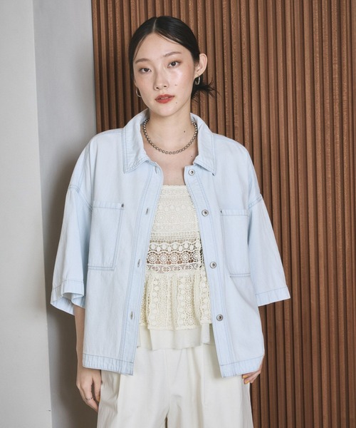 LEPSIM(レプシィム)の「デニムBIGショートシャツ/SS 639529(シャツ/ブラウス・レディース・パープル/ベージュ/ライム/ブルー/ライトブルー/グリーン系その他・FREE)」の4枚目の写真