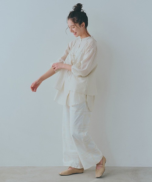 studio CLIP(スタディオクリップ)の「マルチWAYキャミソールセットシャツ(シャツ/ブラウス・レディース・ネイビー/ライトベージュ/オフホワイト・FREE)」の12枚目の写真