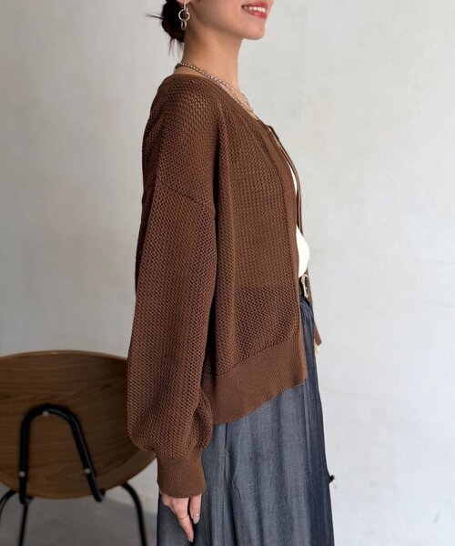 Chez toi(シェトワ)の「【体型カバーも叶う】メッシュジップブルゾン(カーディガン/ボレロ・レディース・ホワイト/ブラウン/ブラック・FREE)」の14枚目の写真