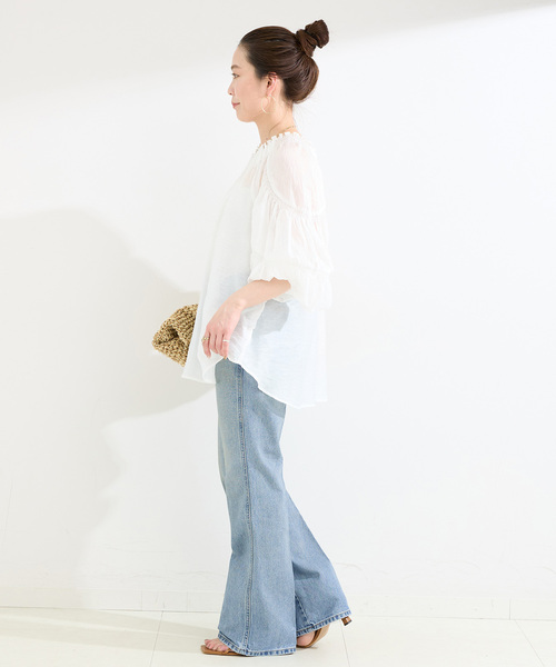 Wrangler（ラングラー）の「【WEB＋一部店舗限定】Wrangler / ラングラー FLARE JEAN MidUSEDWash（デニムパンツ・レディース・ブルー・SMALL/MEDIUM）」の3枚目の写真