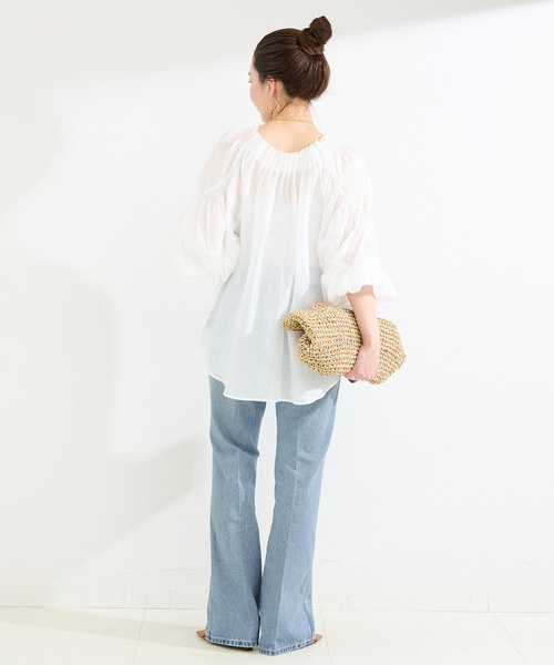 Wrangler（ラングラー）の「【WEB＋一部店舗限定】Wrangler / ラングラー FLARE JEAN MidUSEDWash（デニムパンツ・レディース・ブルー・SMALL/MEDIUM）」の4枚目の写真