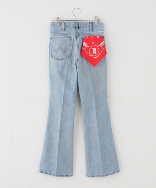 Wrangler（ラングラー）の「【WEB＋一部店舗限定】Wrangler / ラングラー FLARE JEAN MidUSEDWash（デニムパンツ・レディース・ブルー・SMALL/MEDIUM）」の9枚目の写真