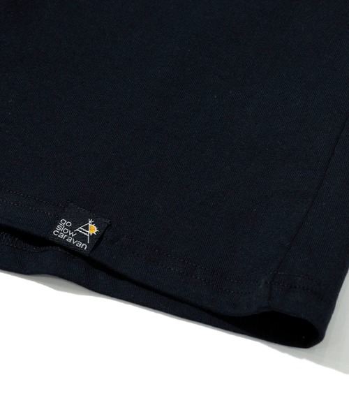 go slow caravan（ゴースローキャラバン）の「USA/C スクエアLOGO バックプリント ゆったりTEE（Tシャツ/カットソー・メンズ・ブラック/アイボリー/コーラルピンク/ホワイト/ラベンダー・X-LARGE/MEDIUM/LARGE）」の7枚目の写真