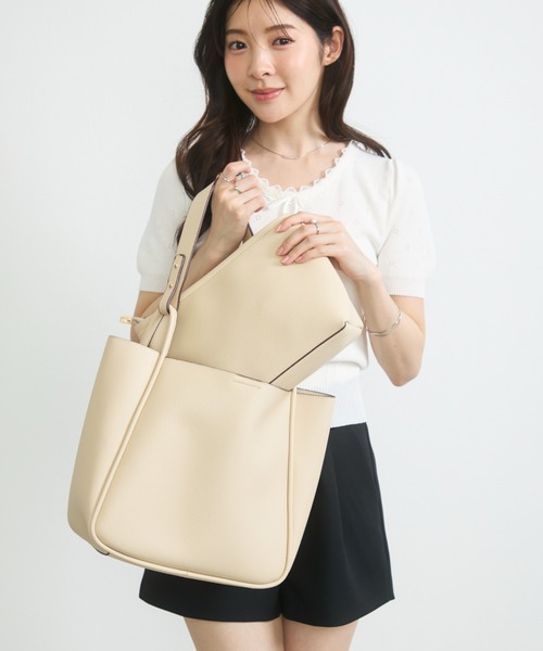 krahe(クレーエ)の「大容量3WAYトートバッグ(インナーポーチ付き) / 肩掛け / A4 / 通勤(トートバッグ・レディース・ベージュ/ブラック/ホワイト・FREE)」の11枚目の写真