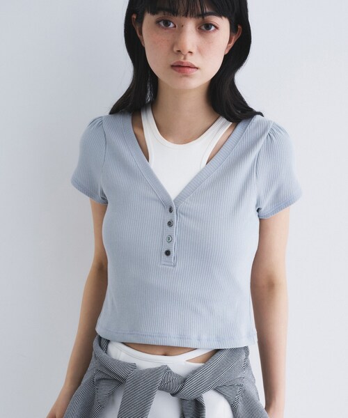 CODE A（コードエー）の「M everyday rib button tee（Tシャツ/カットソー・レディース・ライトブルー/ブラウン系その他/ブラック/ライトグリーン/ホワイト/グレー・00）」の6枚目の写真