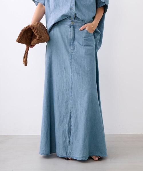 MICA&DEAL（マイカ＆ディール）の「フレアデニムスカート〈セットアップ対応〉（スカート・レディース・ライトブルー・36/38）」の9枚目の写真