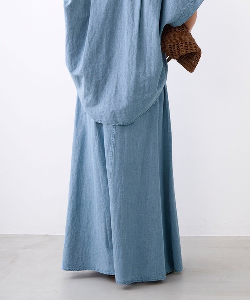 MICA&DEAL（マイカ＆ディール）の「フレアデニムスカート〈セットアップ対応〉（スカート・レディース・ライトブルー・36/38）」の10枚目の写真