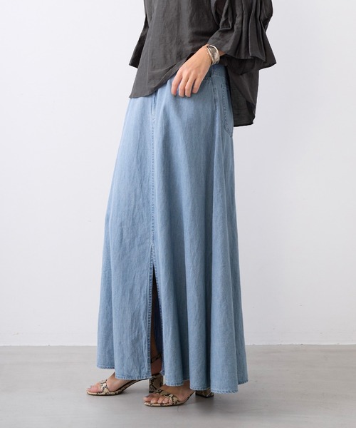 MICA&DEAL（マイカ＆ディール）の「フレアデニムスカート〈セットアップ対応〉（スカート・レディース・ライトブルー・36/38）」の16枚目の写真