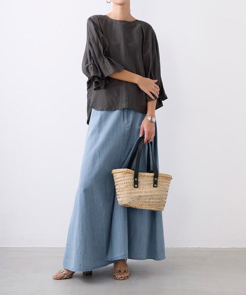 MICA&DEAL（マイカ＆ディール）の「フレアデニムスカート〈セットアップ対応〉（スカート・レディース・ライトブルー・36/38）」の4枚目の写真