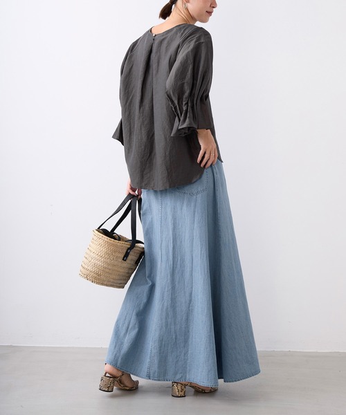 MICA&DEAL（マイカ＆ディール）の「フレアデニムスカート〈セットアップ対応〉（スカート・レディース・ライトブルー・36/38）」の6枚目の写真