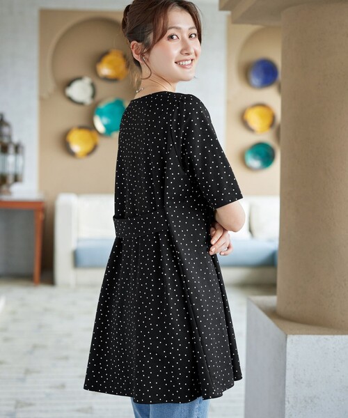 Tiaclasse(ティアクラッセ)の「【おのののかさん着用 】「冷凛(ひやりん)」カノコバックフレアカットソー(Tシャツ/カットソー・レディース・ブラウン/ネイビー/ブルー/ブラック系/グレー・L/M)」の1枚目の写真