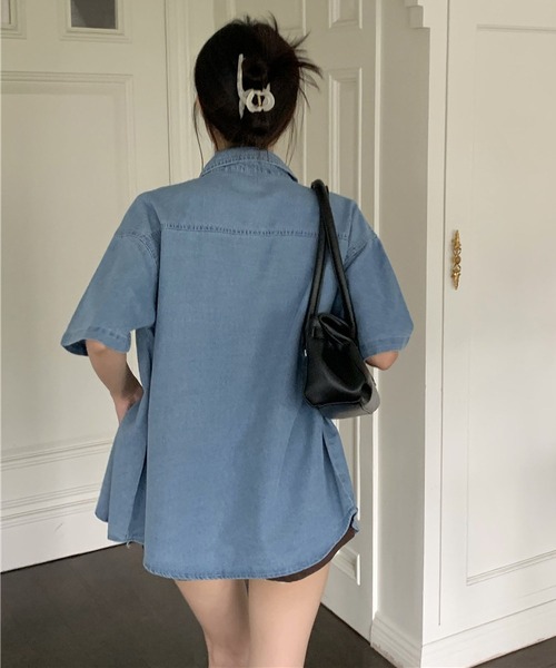 MAISON DE THERESE(メゾン ド テレーズ)の「デニム 半袖シャツ ビッグシルエット 韓国風 薄手 アウター(デニムジャケット・レディース・インディゴブルー/ブルー・M/L)」の10枚目の写真