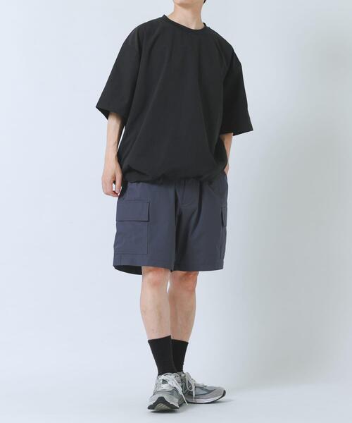 ITEMS URBANRESEARCH(アイテムズ アーバンリサーチ)の「『接触冷感/速乾/イージーケア』WINDY MESH ジップポケットTシャツ(Tシャツ/カットソー・メンズ・チャコールグレー/ブラック/ネイビー・MEDIUM/LARGE/X-LARGE)」の16枚目の写真