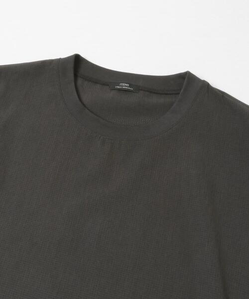 ITEMS URBANRESEARCH(アイテムズ アーバンリサーチ)の「『接触冷感/速乾/イージーケア』WINDY MESH ジップポケットTシャツ(Tシャツ/カットソー・メンズ・チャコールグレー/ブラック/ネイビー・MEDIUM/LARGE/X-LARGE)」の19枚目の写真
