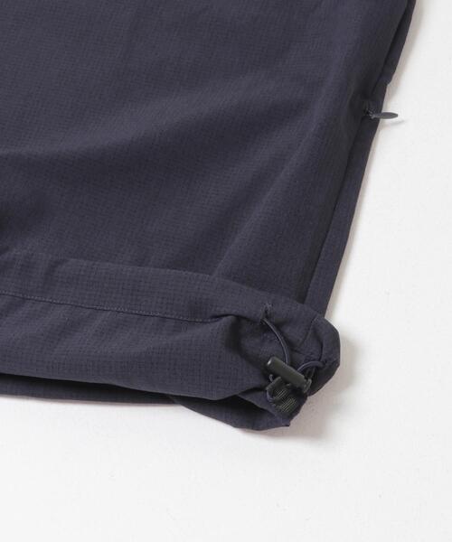 ITEMS URBANRESEARCH(アイテムズ アーバンリサーチ)の「『接触冷感/速乾/イージーケア』WINDY MESH ジップポケットTシャツ(Tシャツ/カットソー・メンズ・チャコールグレー/ブラック/ネイビー・MEDIUM/LARGE/X-LARGE)」の16枚目の写真