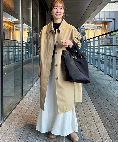 SLOBE IENA（スローブイエナ）の「《WEB限定/追加》ドルマンスリーブコート（ステンカラーコート・レディース・ベージュ/ネイビー・36/38）」の18枚目の写真