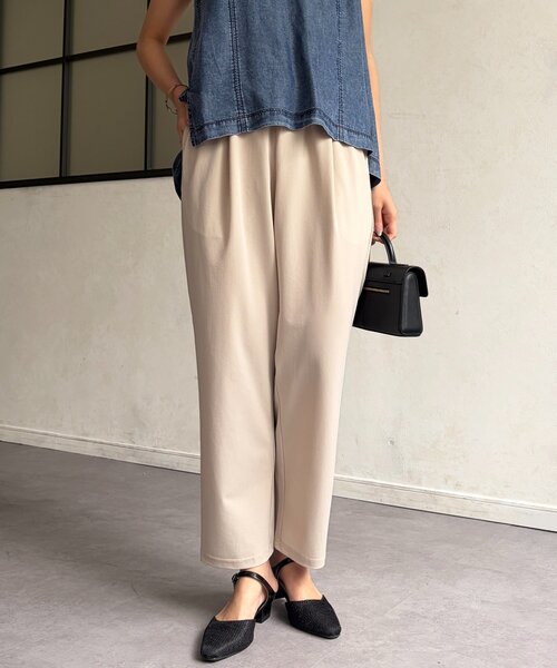 Chez toi(シェトワ)の「【ストレスフリーなのにきれい見え】360度ストレッチテーパードパンツ(その他パンツ・レディース・カーキ/ブラック/グレイッシュベージュ・FREE)」の7枚目の写真