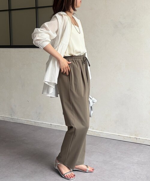 Chez toi(シェトワ)の「【ストレスフリーなのにきれい見え】360度ストレッチテーパードパンツ(その他パンツ・レディース・カーキ/ブラック/グレイッシュベージュ・FREE)」の15枚目の写真