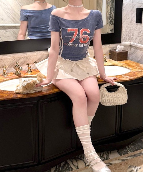 Riff(リフ)の「ピグメント加工サイドラインプリントTシャツ(Tシャツ/カットソー・レディース・ネイビー/ブラック/イエロー・FREE)」の19枚目の写真