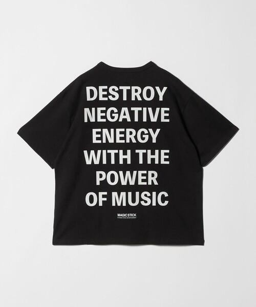MAGIC STICK（マジックスティック）の「＜MAGIC STICK＞DESTROY NEGATIVE ENERGY Tシャツ（Tシャツ/カットソー・メンズ・ホワイト/ブラック・L/XL/M）」の2枚目の写真