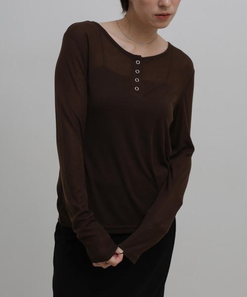 select MOCA（セレクトモカ）の「シアーヘンリーネックロンT（Tシャツ/カットソー・レディース・ホワイト/ブラウン/グレー/ブラック・FREE）」の20枚目の写真
