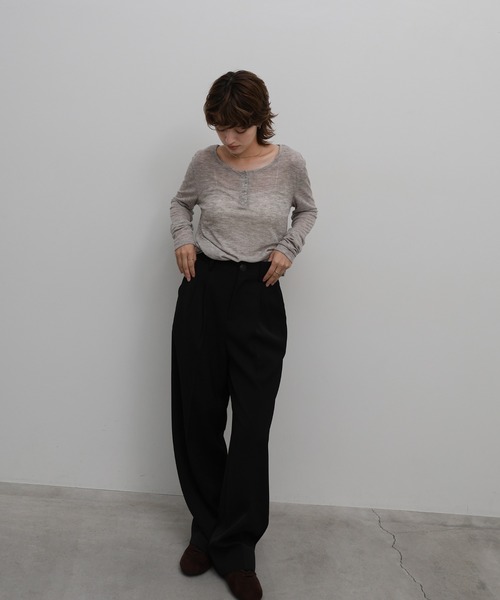 select MOCA（セレクトモカ）の「シアーヘンリーネックロンT（Tシャツ/カットソー・レディース・ホワイト/ブラウン/グレー/ブラック・FREE）」の18枚目の写真