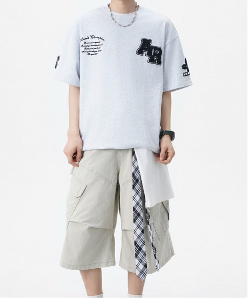 SHEPP(シープ)の「【UNISEX】ビッグシルエット カレッジロゴプリント半袖Tシャツ(Tシャツ/カットソー・レディース・ライトグレー/ブラック・M/L)」の8枚目の写真