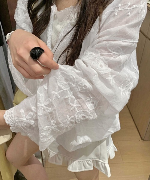 Miniministore(ミニミニストア)の「レースパーカー レディースシアートップス(カーディガン/ボレロ・レディース・ベージュ/ホワイト・FREE)」の19枚目の写真