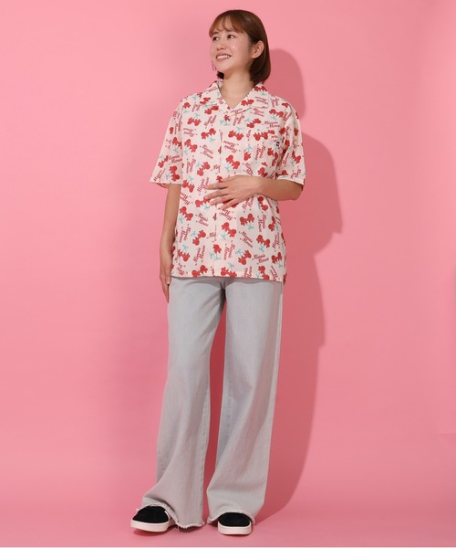 Disney(ディズニー)の「親子お揃い ディズニー チェリー総柄シャツ 1748A(シャツ/ブラウス・レディース・オフホワイト・ユニセックスL/ユニセックスS/ユニセックスM)」の4枚目の写真