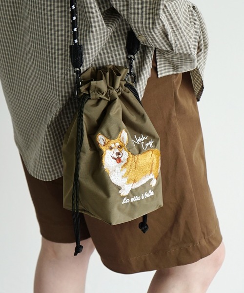e-zakkamania stores(イーザッカマニアストアーズ)の「アニマル刺繍コード ショルダーバッグ(ショルダーバッグ・レディース・ネイビー/ブルー/ダークグレー/グレー/レッド/カーキ/グリーン/アイボリー/グレー系その他/ベージュ・-)」の7枚目の写真