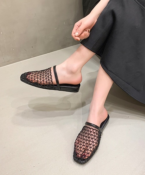 Lace Ladies（レースレディース）の「フィッシュネット ストラップ フラット ミュール サンダル（サンダル・レディース・アイボリー/ブラック・25cm/24.5cm/24cm/23.5cm/23cm/22.5cm）」の3枚目の写真