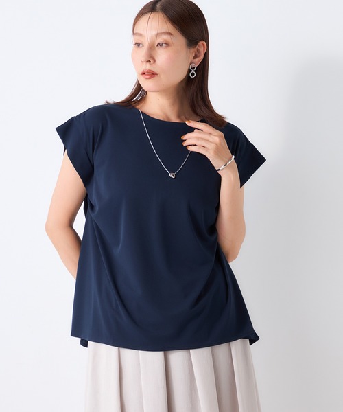 GALLORIA(ギャローリア)の「【接触冷感・UVカット】肩タックネックレス付プルオーバー(Tシャツ/カットソー・レディース・ネイビー/ブルー/ブラウン・L/M/S/LL)」の5枚目の写真