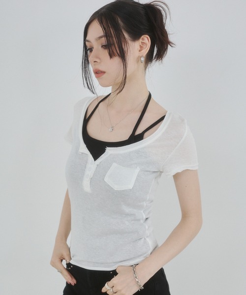 ENVYM(アンビー)の「カットオフヘンリーネックシアートップス(Tシャツ/カットソー・レディース・ブラウン/ホワイト/ブラック・FREE)」の20枚目の写真