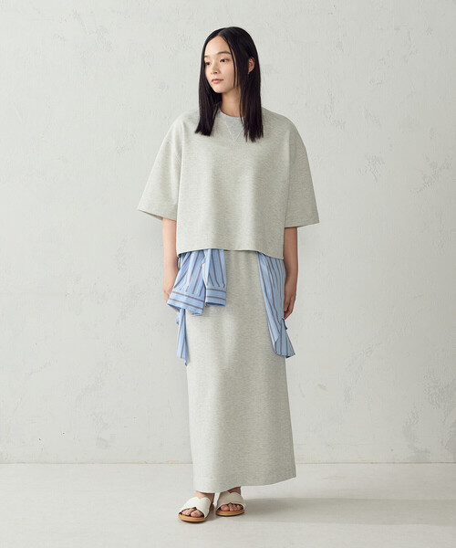 COMME CA ISM(コムサイズム)の「ラメ裏毛 ハーフスリーブスウェット/セットアップ対応(Tシャツ/カットソー・レディース・ライトグレー/チャコール・FREE)」の3枚目の写真