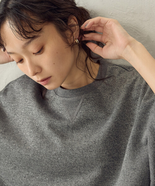 COMME CA ISM(コムサイズム)の「ラメ裏毛 ハーフスリーブスウェット/セットアップ対応(Tシャツ/カットソー・レディース・ライトグレー/チャコール・FREE)」の14枚目の写真
