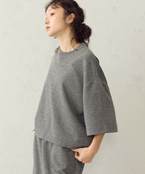 COMME CA ISM(コムサイズム)の「ラメ裏毛 ハーフスリーブスウェット/セットアップ対応(Tシャツ/カットソー・レディース・ライトグレー/チャコール・FREE)」の16枚目の写真