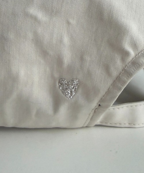 DouDou(ドゥドゥ)の「【インフルエンサー SAKURA企画】【WEB限定】 UVカットハート刺繍キャップ(ハット・レディース・ホワイト/ベージュ・FREE)」の22枚目の写真