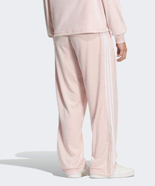 adidas(アディダス)の「FB TPベロア / ファイヤーバード トラックパンツ ベロア / ジャージ / アディダスオリジナルス adidas Originals(その他パンツ・メンズ・ピンク系その他・XX-LARGE/XX-SMALL/3XL/LARGE/MEDIUM/SMALL/X-LARGE/X-SMALL)」の7枚目の写真