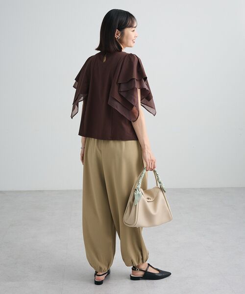 Green Parks(グリーンパークス)の「イレギュラースリーブカットプルオーバー(Tシャツ/カットソー・レディース・ベージュ/ブラック/ブラウン/ホワイト・FREE)」の18枚目の写真