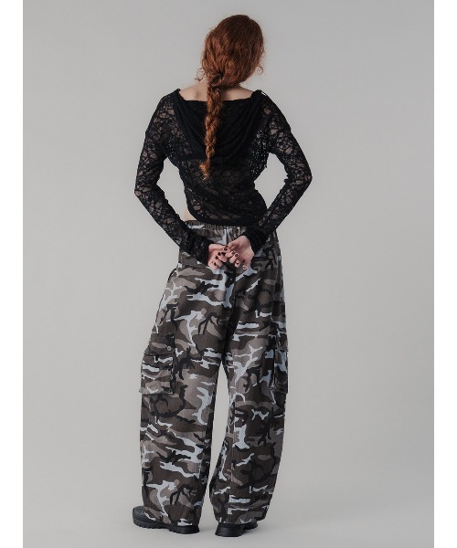 ELCHELE(エルチェレ)の「CAMOUFLAGE CAGO PANTS(デニムパンツ・レディース・グレー/カーキ・38/36)」の16枚目の写真