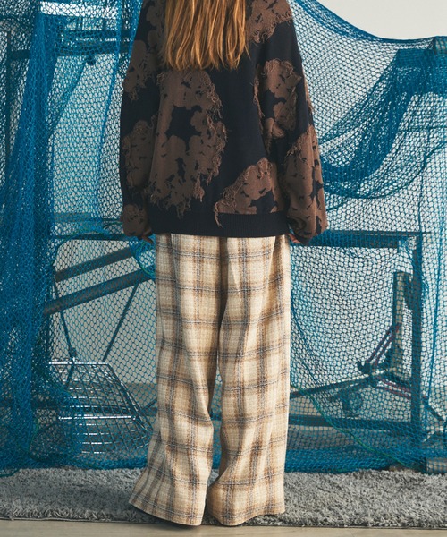 MAISON SPECIAL(メゾンスペシャル)の「《UNISEX》【Italian Dead Stock Fabric】Two-Tuck Prime-Wide Trousers/【イタリアンデッドストックファブリック】2タックプライムワイドスラックス【MAISON SPECIAL/メゾンスペシャル】■セットアップ対応■(スラックス・メンズ・ブラウン/ベージュ/ブラック/ダークネイビー/グレイッシュベージュ/グレー・1/0/2)」の15枚目の写真